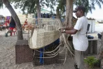 "O grande foco é a encomenda. É a encomenda que edifica o homem. Quando alguém tem encomendas até podia estar aqui com uma carrinha a fazer Yango [táxi por aplicativo] e vender os meus cestos"LUÍSA NHANTUMBO/LUSA